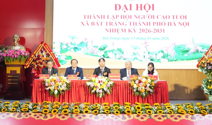 Đại hội thành lập Hội Người cao tuổi xã Bát Tràng nhiệm kỳ 2026–2031: Phát huy vai trò "tuổi cao gương sáng" trong giai đoạn mới- Ảnh 2.