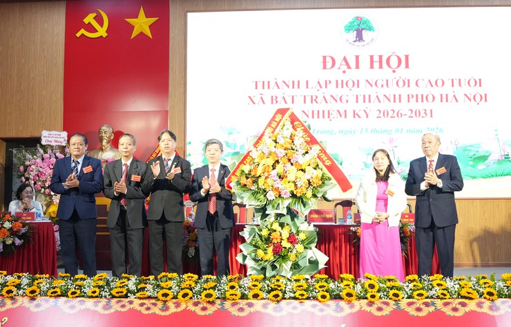 Đại hội thành lập Hội Người cao tuổi xã Bát Tràng nhiệm kỳ 2026–2031: Phát huy vai trò "tuổi cao gương sáng" trong giai đoạn mới- Ảnh 3.