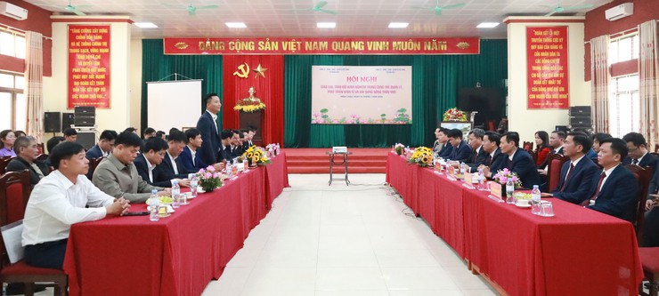 Xã Minh Châu, thành phố Hà Nội – xã Vĩnh Phú, tỉnh Phú Thọ giao lưu, trao đổi kinh nghiệm trong công tác quản lý, phát triển kinh tế và xây dựng Nông thôn mới- Ảnh 1.