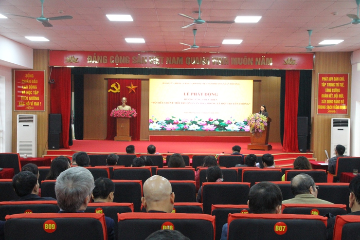 Phường Xuân Phương tổng kết phong trào “Toàn dân đoàn kết xây dựng đời sống văn hóa” năm 2025, phát động thi đua và triển khai công tác mừng thọ năm 2026
- Ảnh 1.