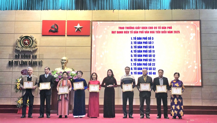 PHƯỜNG BA ĐÌNH PHÁT ĐỘNG PHONG TRÀO THI ĐUA NĂM 2026, KHƠI DẬY KHÁT VỌNG VƯƠN MÌNH TRONG KỶ NGUYÊN MỚI- Ảnh 9.