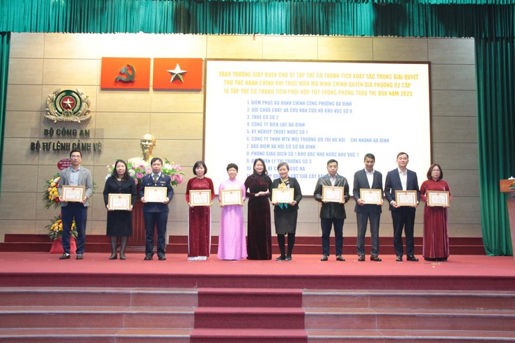 PHƯỜNG BA ĐÌNH PHÁT ĐỘNG PHONG TRÀO THI ĐUA NĂM 2026, KHƠI DẬY KHÁT VỌNG VƯƠN MÌNH TRONG KỶ NGUYÊN MỚI- Ảnh 16.