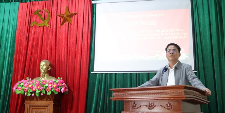 UBND xã Trần Phú tổ chức hội nghị triển khai tổng vệ sinh môi trường, đồng thời triển khai Kế hoạch tháo gỡ các điểm nghẽn về “Trật tự đô thị” và “Ùn tắc giao thông”- Ảnh 4.