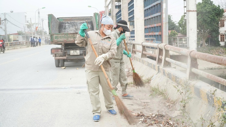 Thông báo về việc tăng cường công tác quản lý về môi trường trên địa bàn xã Phượng Dực- Ảnh 1.