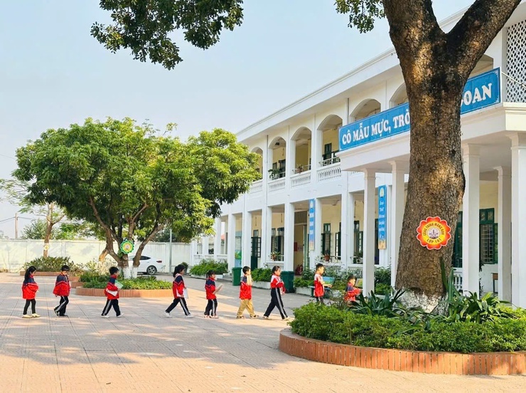 ĐOÀN CÔNG TÁC CỦA SỞ GIÁO DỤC-ĐÀO TẠO HÀ NỘI VỀ LÀM VIỆC TẠI TRƯỜNG TIỂU HỌC TÂN MINH A- Ảnh 5.