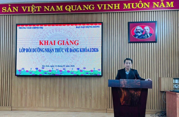 TRUNG TÂM CHÍNH TRỊ XÃ SÓC SƠN KHAI GIẢNG LỚP BỒI DƯỠNG NHẬN THỨC VỀ ĐẢNG KHOÁ I NĂM 2026- Ảnh 3.