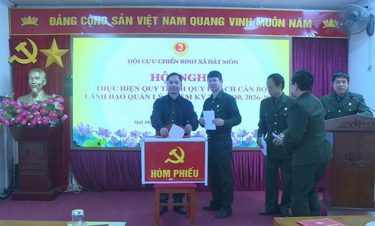 Hội Cựu chiến binh xã Hát Môn tổ chức hội nghị triển khai công tác năm 2026. Thực hiện quy trình về công tác quy hoạch cán bộ lãnh đạo, quản lý nhiệm kỳ 2025 - 2030 và 2026 - 2031, giới thiệu người ứng cử đại biểu HĐND xã- Ảnh 2.