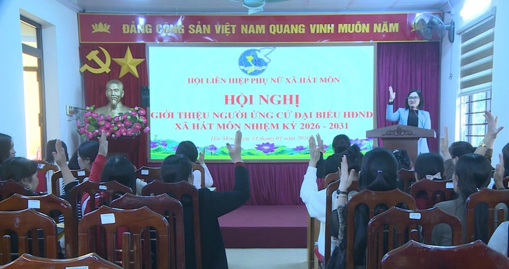 Hội Phụ Nữ xã Hát Môn tổ chức hội nghị triển khai công tác năm 2026. Thực hiện quy trình về công tác quy hoạch cán bộ lãnh đạo, quản lý nhiệm kỳ 2025 - 2030 và 2026 - 2031, giới thiệu người ứng cử đại biểu HĐND xã Hát- Ảnh 2.