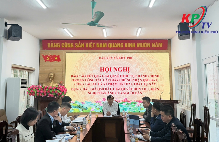 Đảng uỷ xã Kiều Phú tổ chức hội nghị Giao ban với Lãnh đạo UBND xã trong  thực hiện công tác quản lý đất đai, trật tự xây dựng, giải quyết thủ tục hành chính và đơn thư của công dân trên địa bàn.- Ảnh 1.