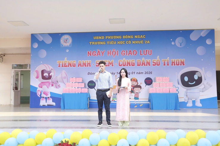 TRƯỜNG TIỂU HỌC CỔ NHUẾ 2A – PHƯỜNG ĐÔNG NGẠC SÔI NỔI TỔ CHỨC NGÀY HỘI GIAO LƯU TIẾNG ANH – STEM – CÔNG DÂN SỐ TÍ HON
- Ảnh 5.