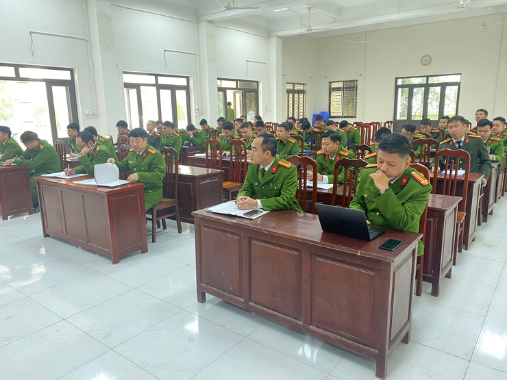 XÃ DÂN HÒA TRIỂN KHAI TỔNG RÀ SOÁT, KIỂM TRA CƯ TRÚ TRÊN ĐỊA BÀN- Ảnh 1.