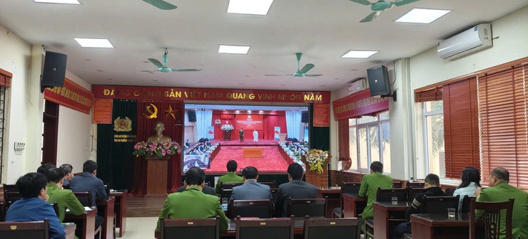 Ra mắt Trung tâm thông tin chỉ huy kết nối hệ thống truyền tin, báo sự cố phòng cháy, chữa cháy, ứng dụng 