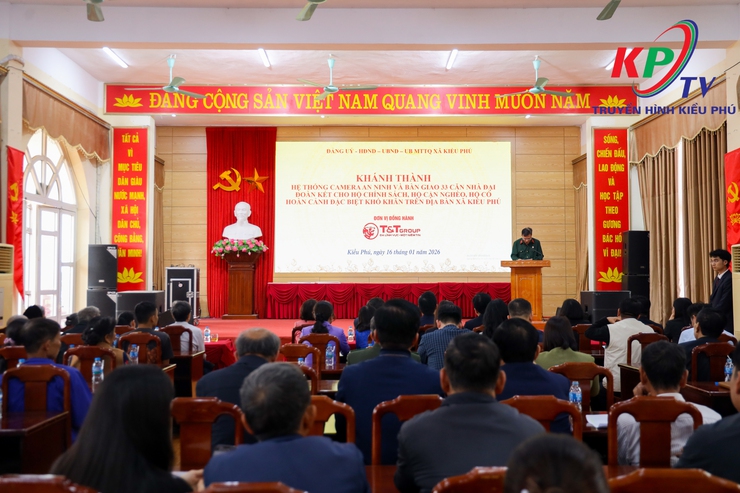 XÃ KIỀU PHÚ KHÁNH THÀNH, BÀN GIAO 33 NHÀ ĐẠI ĐOÀN KẾT VÀ HỆ THỐNG CAMERA AN NINH CHÀO MỪNG ĐẠI HỘI ĐẢNG TOÀN QUỐC LẦN THỨ XIV- Ảnh 2.