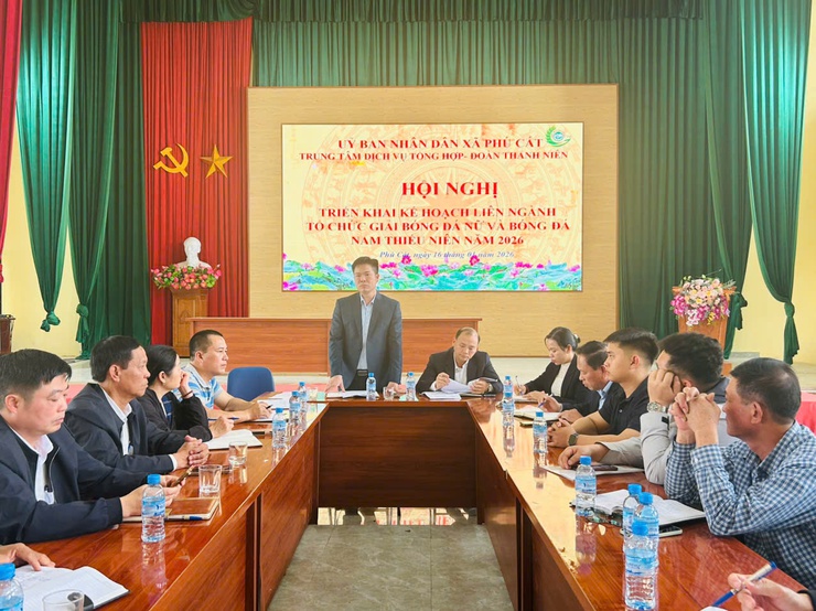 Hội nghị triển khai kế hoạch liên ngành tổ chức giải Bóng đá nam thiếu niên và giải Bóng đá nữ vô địch xã Phú Cát lần thứ I, năm 2026- Ảnh 1.