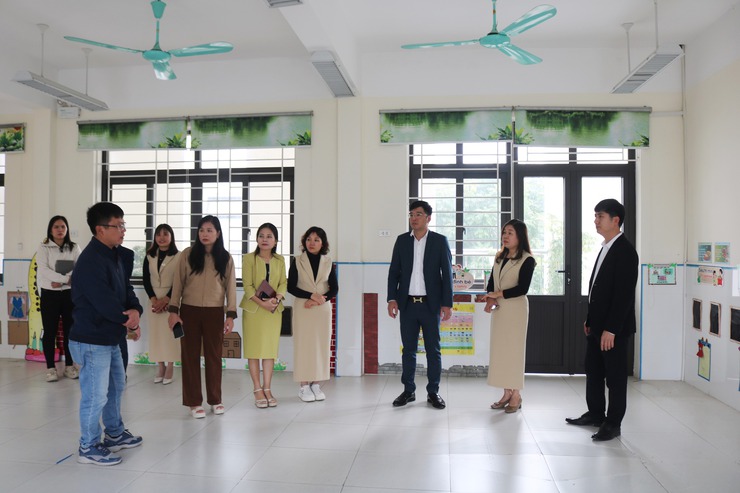 Đồng chí Phó Chủ tịch UBND xã Quốc Oai khảo sát, chỉ đạo công tác chuẩn bị kiểm định chất lượng giáo dục, công nhận trường đạt chuẩn quốc gia năm 2026- Ảnh 10.