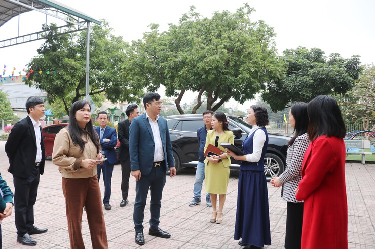Đồng chí Phó Chủ tịch UBND xã Quốc Oai khảo sát, chỉ đạo công tác chuẩn bị kiểm định chất lượng giáo dục, công nhận trường đạt chuẩn quốc gia năm 2026- Ảnh 16.