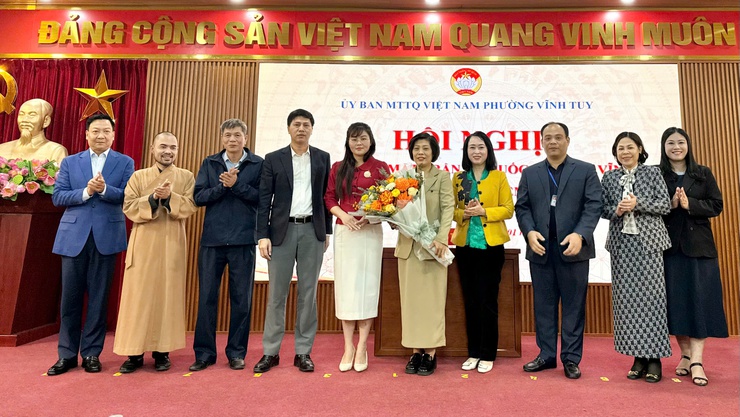 Ủy ban MTTQ Việt Nam phường Vĩnh Tuy tổ chức Hội nghị Ủy viên UBMTTQ phường Vĩnh Tuy lần thứ hai, khóa I, nhiệm kỳ 2025-2030- Ảnh 3.