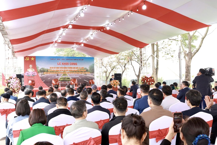 Lễ khởi công dự án xây dựng tuyến đường từ đường gom Quốc lộ 3 (mới) xã Thư Lâm đi phường Phù Khê, tỉnh Bắc Ninh- Ảnh 12.