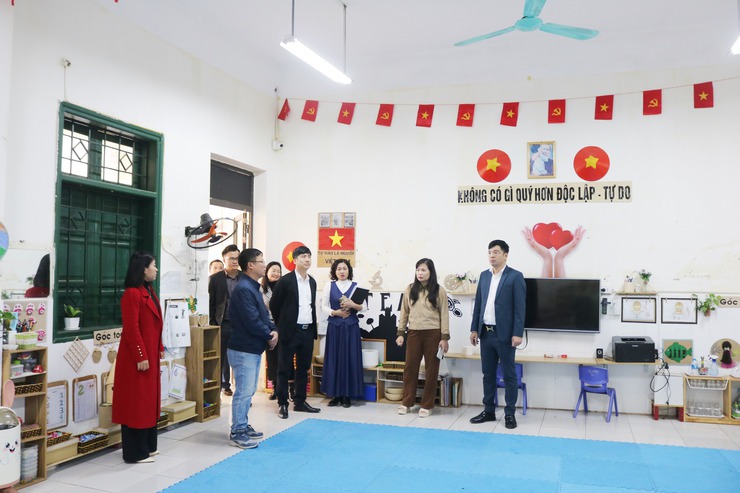 Đồng chí Phó Chủ tịch UBND xã Quốc Oai khảo sát, chỉ đạo công tác chuẩn bị kiểm định chất lượng giáo dục, công nhận trường đạt chuẩn quốc gia năm 2026- Ảnh 18.