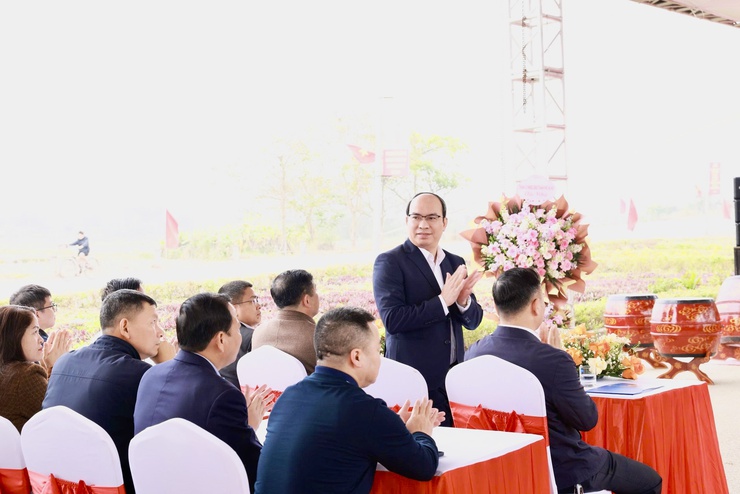 Lễ khởi công dự án xây dựng tuyến đường từ đường gom Quốc lộ 3 (mới) xã Thư Lâm đi phường Phù Khê, tỉnh Bắc Ninh- Ảnh 8.