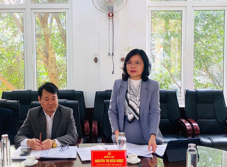 Thường trực Đảng ủy xã Hòa Lạc nghe báo cáo kết quả thực hiện 03 nghị quyết trọng tâm- Ảnh 3.