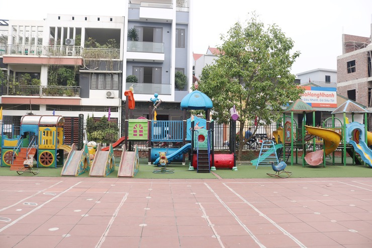 Đồng chí Phó Chủ tịch UBND xã Quốc Oai khảo sát, chỉ đạo công tác chuẩn bị kiểm định chất lượng giáo dục, công nhận trường đạt chuẩn quốc gia năm 2026- Ảnh 5.