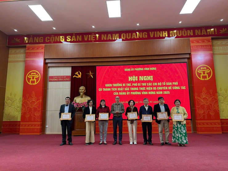 Đảng ủy phường Vĩnh Hưng tổ chức Hội nghị giao ban Quý I năm 2026 với các đồng chí Bí thư, Phó Bí thư Chi bộ Tổ dân phố.- Ảnh 4.