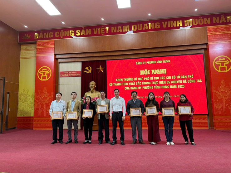 Đảng ủy phường Vĩnh Hưng tổ chức Hội nghị giao ban Quý I năm 2026 với các đồng chí Bí thư, Phó Bí thư Chi bộ Tổ dân phố.- Ảnh 3.