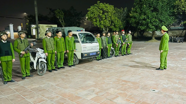 Công an xã Đại Xuyên quyết liệt bảo đảm an ninh, trật tự phục vụ Đại hội  đại biểu toàn quốc lần thứ XIV của Đảng- Ảnh 3.