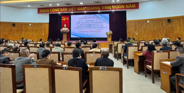 Phường Việt Hưng công bố quyết định xác định khu vực bỏ phiếu và thành lập Tổ bầu cử đại biểu Quốc hội và Hội đồng nhân dân các cấp nhiệm kỳ 2026 - 2031- Ảnh 1.