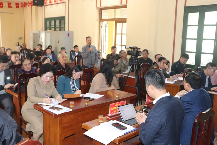 Đồng chí Bí thư Đảng ủy xã Phú Xuyên tiếp công dân chuyên đề xóm Chợ Tía- Ảnh 3.