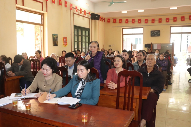 Đồng chí Bí thư Đảng ủy xã Phú Xuyên tiếp công dân chuyên đề xóm Chợ Tía- Ảnh 5.