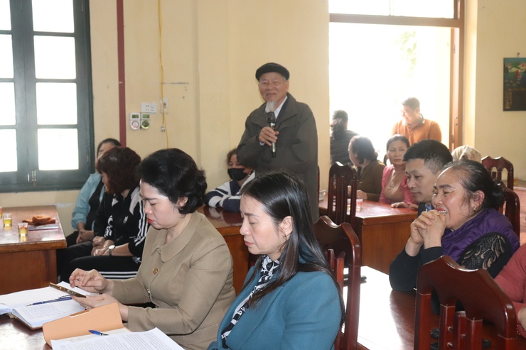 Đồng chí Bí thư Đảng ủy xã Phú Xuyên tiếp công dân chuyên đề xóm Chợ Tía- Ảnh 7.