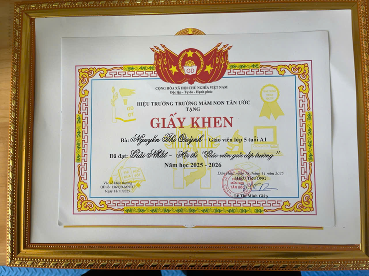 CÔ GIÁO NGUYỄN THỊ QUỲNH (TRƯỜNG MẦM NON TÂN ƯỚC)– GƯƠNG ĐIỂN HÌNH TIÊN TIẾN TRONG PHONG TRÀO HIẾN MÁU NHÂN ĐẠO- Ảnh 5.