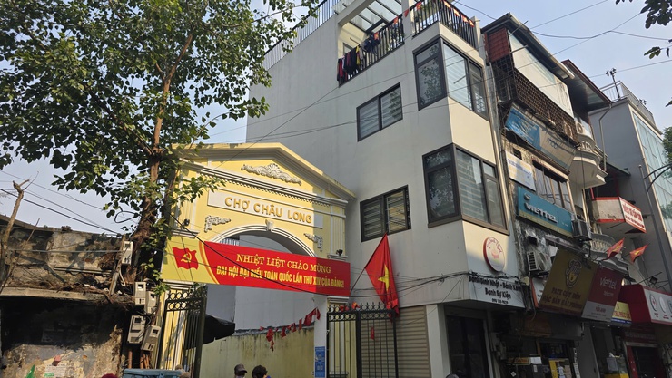 PHƯỜNG BA ĐÌNH RỰC RỠ CỜ, HOA CHÀO MỪNG ĐẠI HỘI ĐẠI BIỂU TOÀN QUỐC LẦN THỨ XIV CỦA ĐẢNG- Ảnh 30.