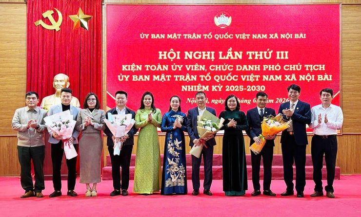 Hiệp thương cử ông Nguyễn Đức Thành giữ chức danh Phó Chủ tịch Ủy ban MTTQ Việt Nam xã Nội Bài- Ảnh 2.