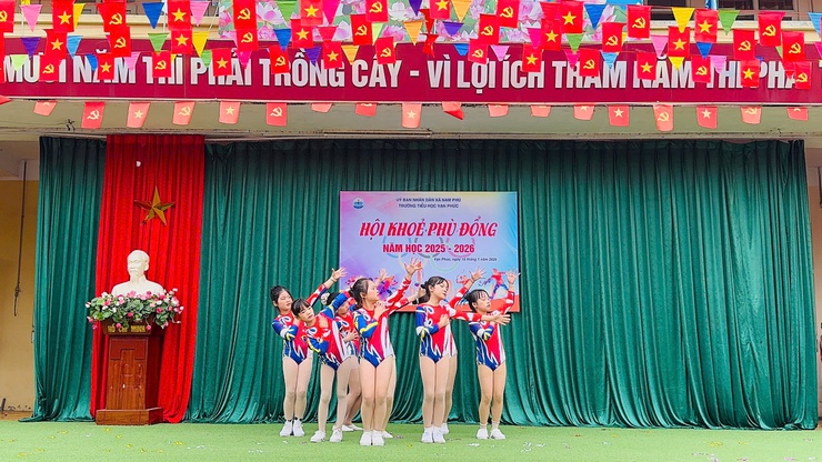 Hội khỏe Phù Đổng Trường Tiểu học Vạn Phúc: Nơi bản lĩnh và tinh thần đồng đội tỏa sáng- Ảnh 9.