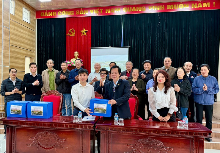 Phường Phú Thượng tổ chức công bố công khai quy hoạch chi tiết công viên công cộng, tỷ lệ 1/500- Ảnh 4.