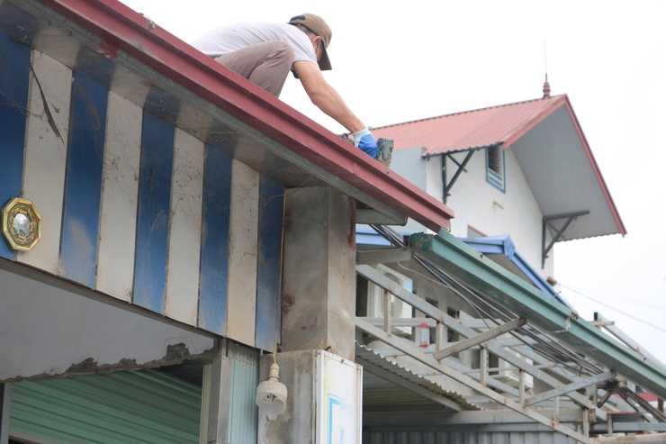 Xã Mỹ Đức biểu dương tinh thần tự giác của các hộ dân chủ động tháo dỡ các công trình sai phạm, góp phần xây dựng nếp sống văn minh đô thị- Ảnh 10.