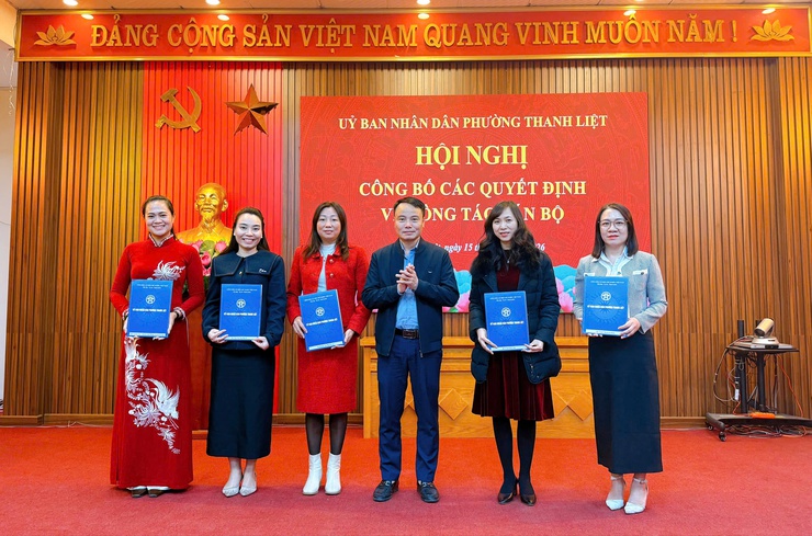 Thanh Liệt: Công bố các quyết định về công tác cán bộ- Ảnh 3.