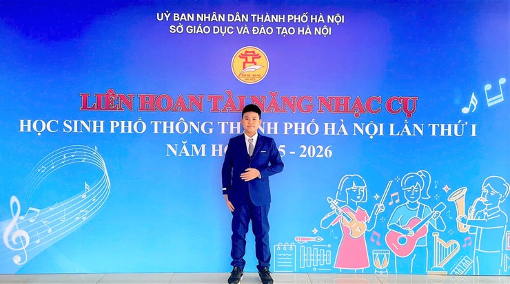 CHÚC MỪNG ARCER VŨ AN HUY CHINH PHỤC GIẢI CAO NHẤT TẠI LIÊN HOAN TÀI NĂNG NHẠC CỤ HỌC SINH PHỔ THÔNG THÀNH PHỐ HÀ NỘI - Ảnh 1.