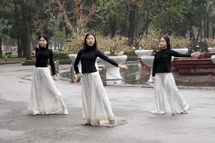 Nhiều hoạt động sôi nổi, bổ ích tại công viên Thống Nhất, phường Hai Bà Trưng, Hà Nội.- Ảnh 11.