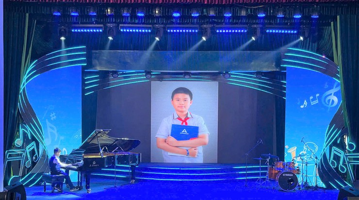 CHÚC MỪNG ARCER VŨ AN HUY CHINH PHỤC GIẢI CAO NHẤT TẠI LIÊN HOAN TÀI NĂNG NHẠC CỤ HỌC SINH PHỔ THÔNG THÀNH PHỐ HÀ NỘI - Ảnh 2.