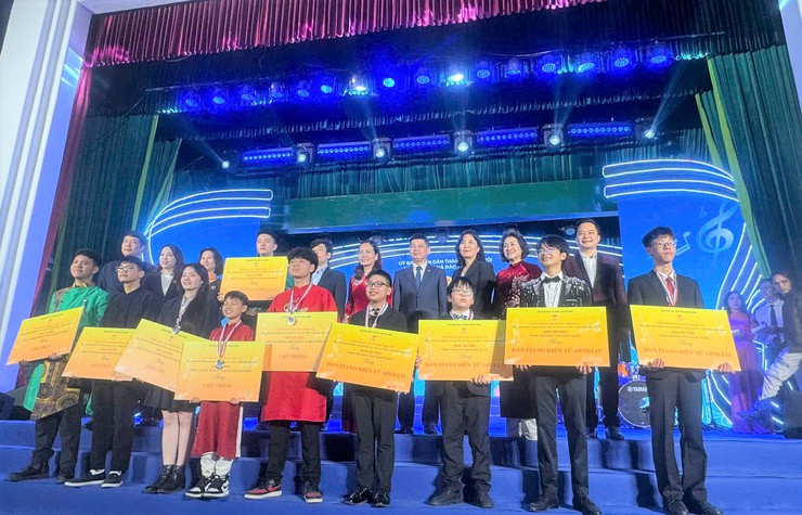 CHÚC MỪNG ARCER VŨ AN HUY CHINH PHỤC GIẢI CAO NHẤT TẠI LIÊN HOAN TÀI NĂNG NHẠC CỤ HỌC SINH PHỔ THÔNG THÀNH PHỐ HÀ NỘI - Ảnh 3.