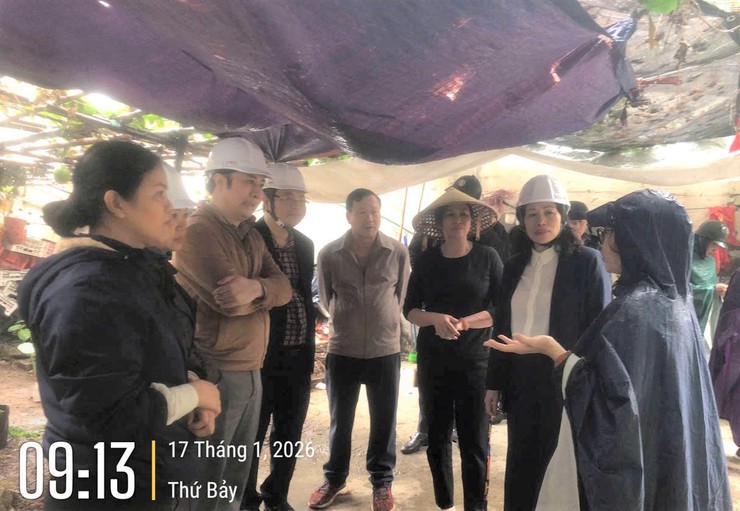 LÃNH ĐẠO PHƯỜNG CẦU GIẤY THĂM HỎI, ĐỘNG VIÊN NHÂN DÂN TRONG CÔNG TÁC GIẢI PHÓNG MẶT BẰNG- Ảnh 5.