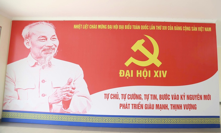 Phường Dương Nội rực rỡ cờ hoa chào mừng Đại hội Đảng toàn quốc lần thứ XIV- Ảnh 11.