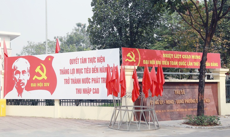 Phường Dương Nội rực rỡ cờ hoa chào mừng Đại hội Đảng toàn quốc lần thứ XIV- Ảnh 8.