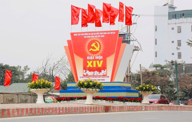 Phường Dương Nội rực rỡ cờ hoa chào mừng Đại hội Đảng toàn quốc lần thứ XIV- Ảnh 1.