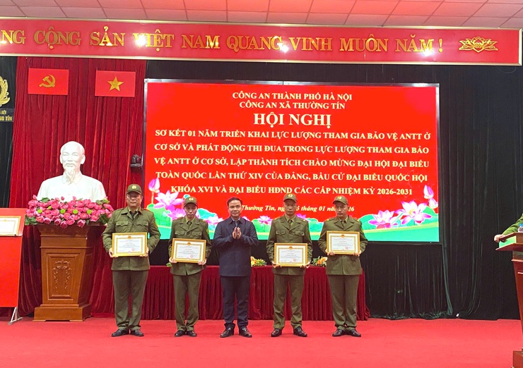 Lực lượng ANTT cơ sở thi đua chào mừng Đại hội Đảng toàn quốc lần thứ XIV và bầu cử Đại biểu quốc hội khóa XVI và đại biểu HĐND các cấp nhiệm kỳ 2026-2031.- Ảnh 3.