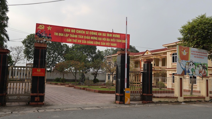 Cán bộ, chiến sĩ Công an xã Tam Hưng thi đua lập thành tích chào mừng Đại hội XIV của Đảng- Ảnh 1.